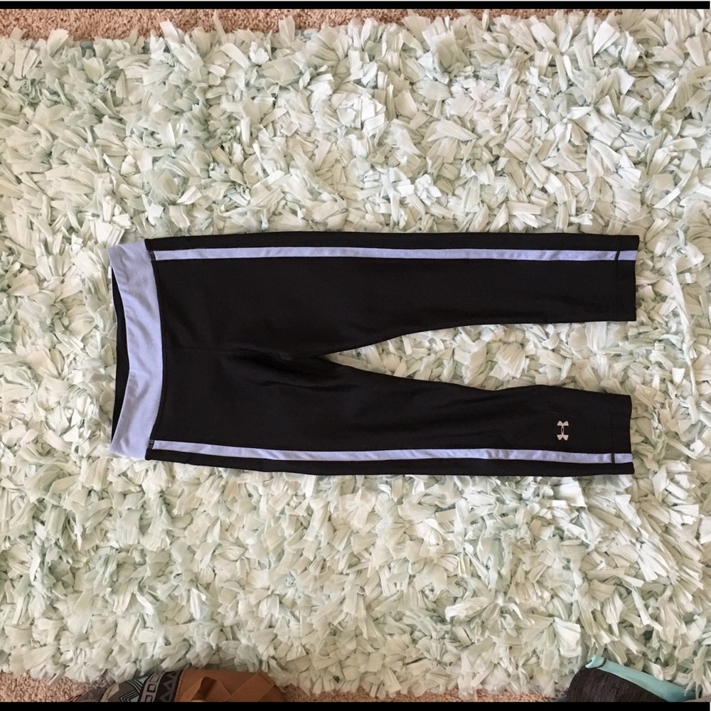 Under Armor Cropped leggings